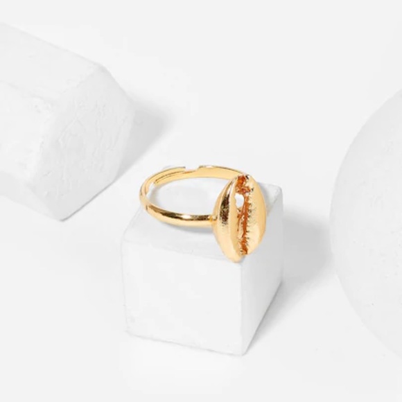 Jewelry - Golden Shell Adjustable Spring Summer Ring